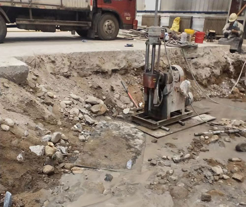 盘龙公路下沉压浆